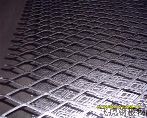 不銹鋼鋼板網GW4.0x22x60mm－０２